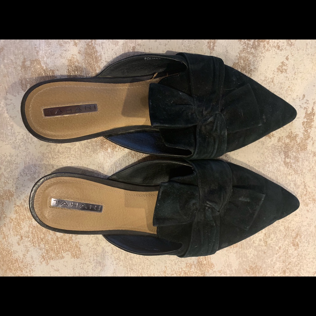 Black Flats Brand Tahari